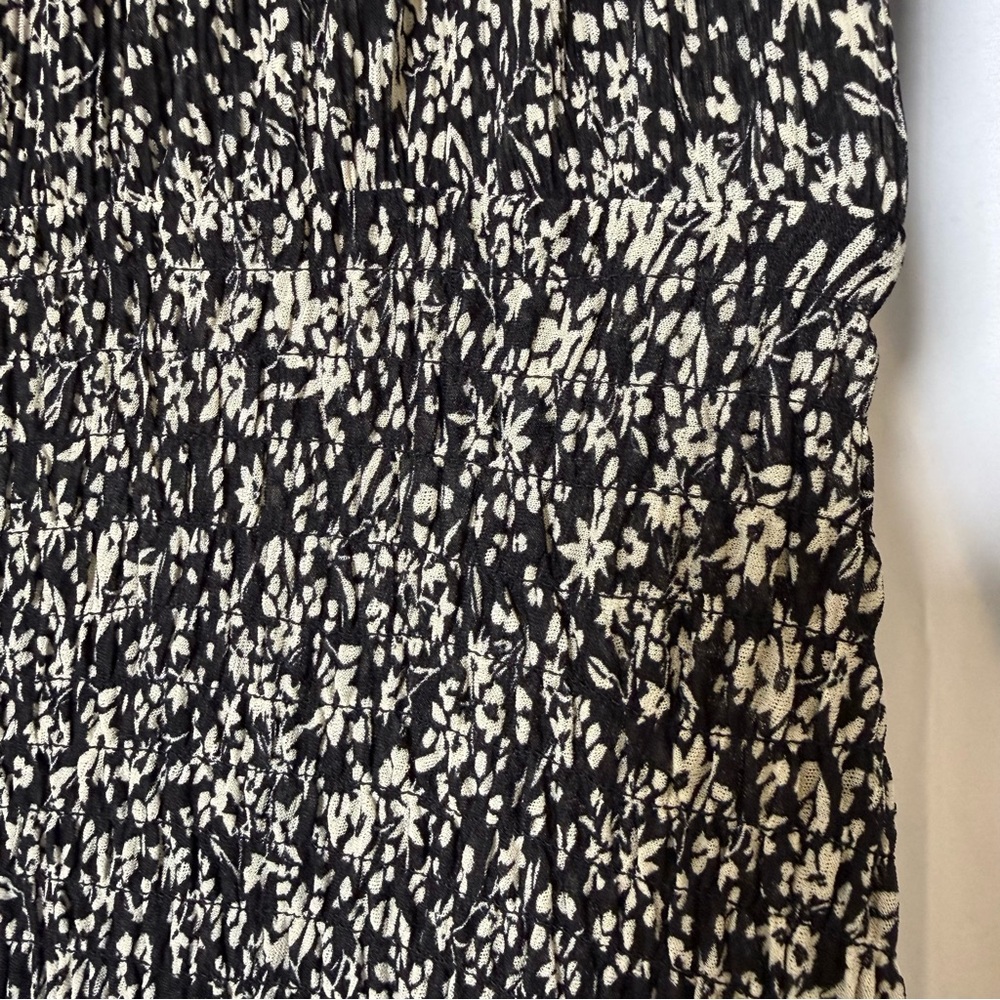 MNG Mango Floral Smocked Mini Dress Black White Boho Medium NWT - Picture 13 of 16